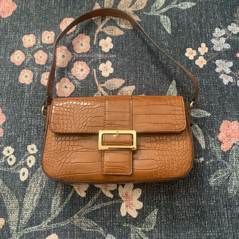 Fuax Snake Skin Purse